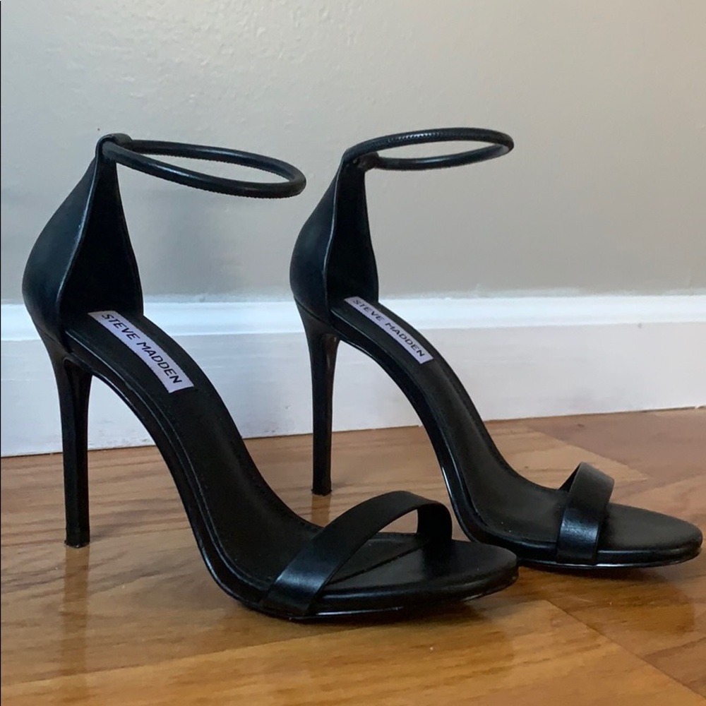 Black Heeled Sandal